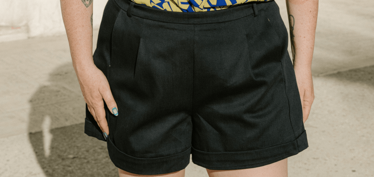 Coudre le short Peacock : tuto vidéo pour réussir plis, poches et zip invisible - Maison Fauve