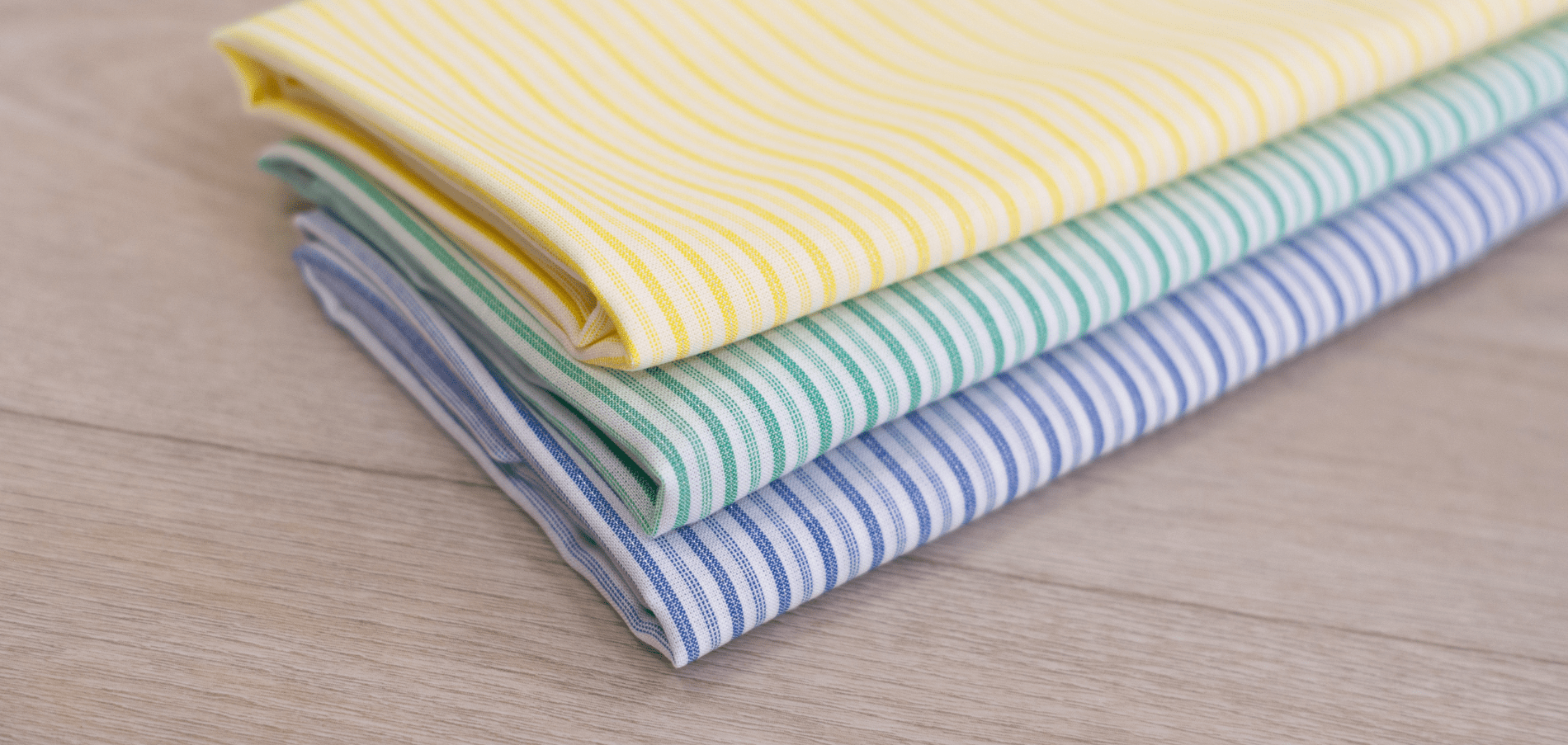 Tissuthèque le jacquard de viscose rayé Varsity - Maison Fauve