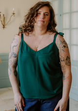 COUPON 80cm Tissu sergé de viscose uni vert Scarabée