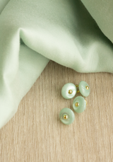 Wink Almond Green Shank Button 10mm