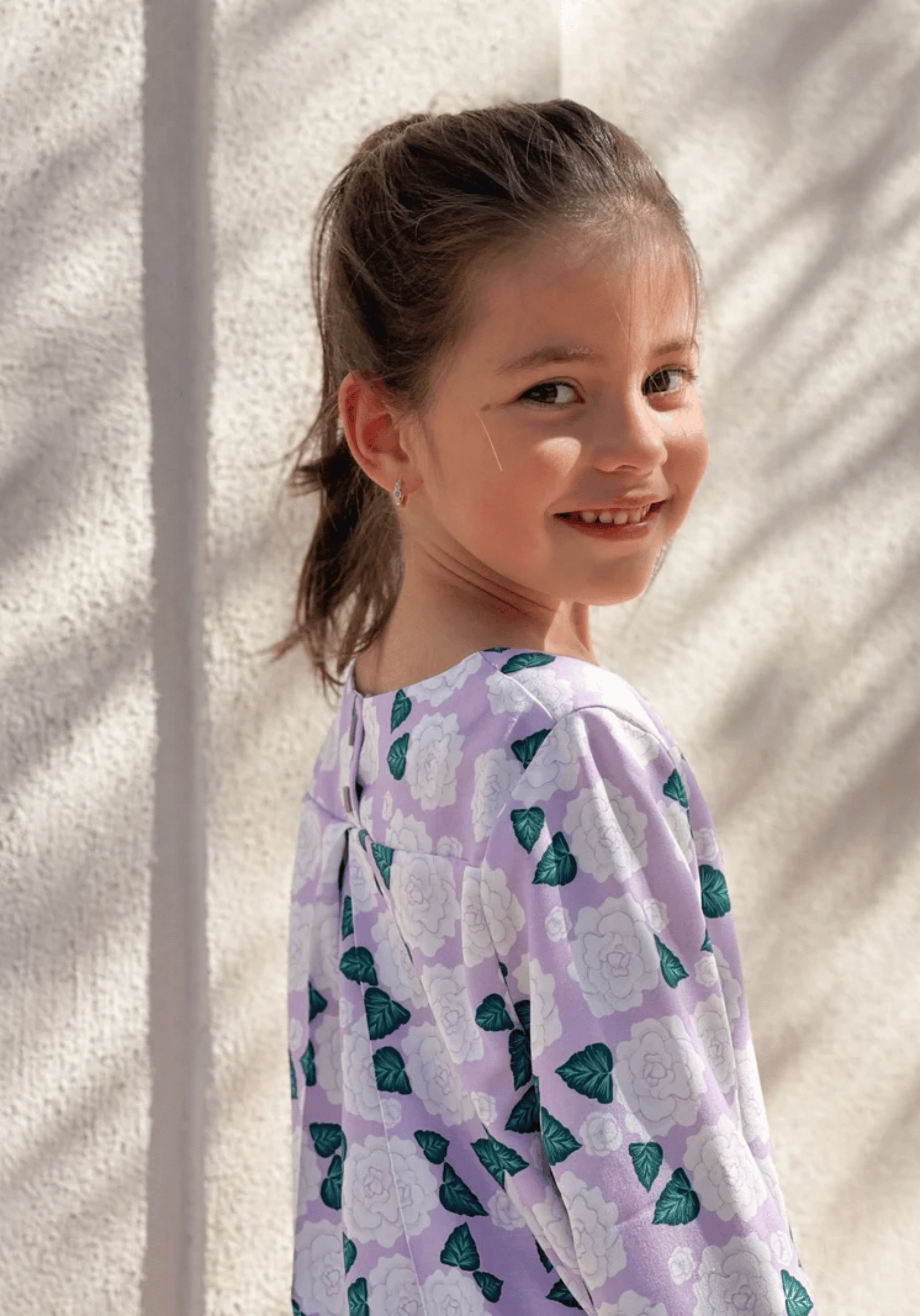 Girl's blouse sewing pattern Miss Violette - Paper pattern