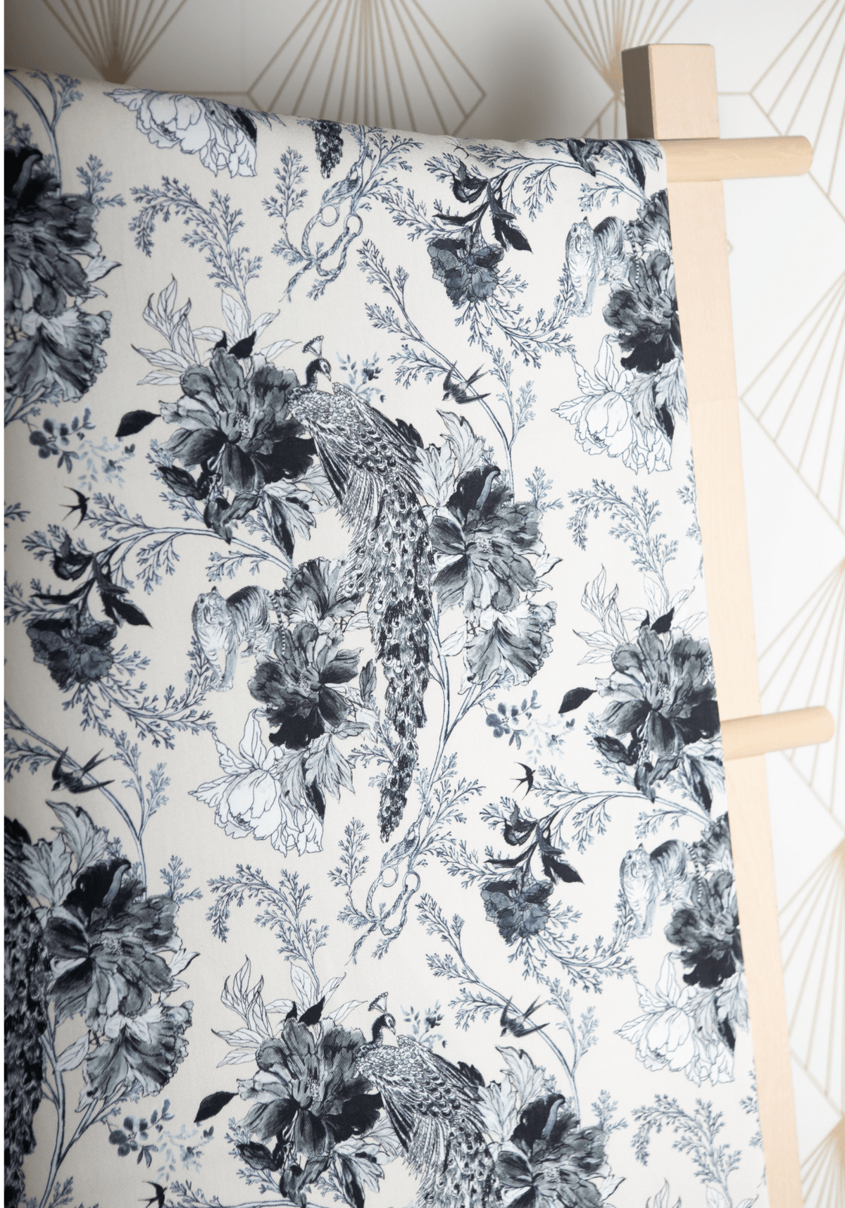Tissu gabardine de coton imprimée Manifesto - Plusieurs coloris - Maison Fauve
