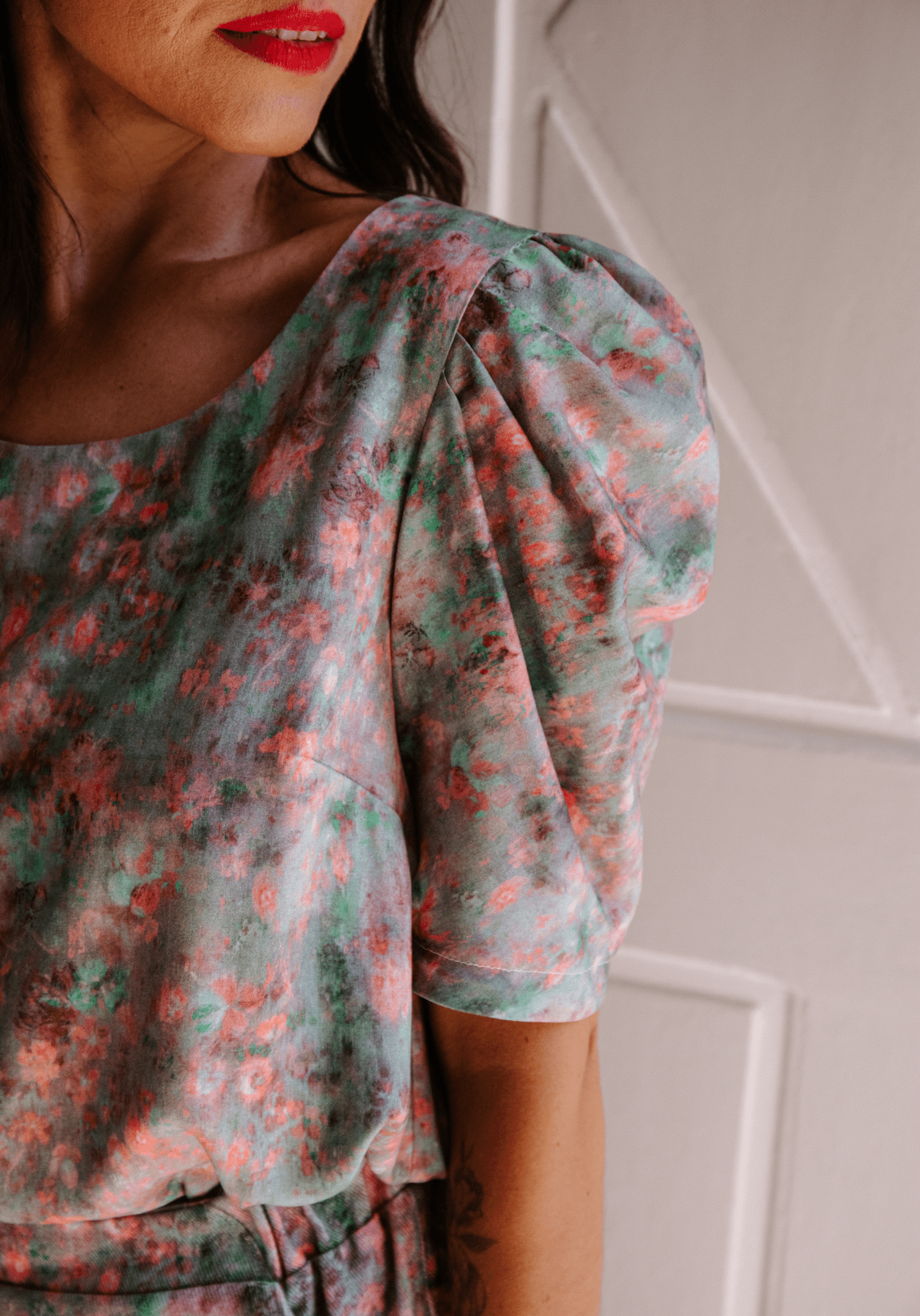 Tissu popeline de viscose imprimée Ghost Flower - Plusieurs coloris - Maison Fauve