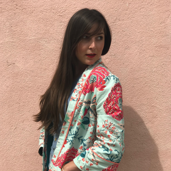 On lève le voile sur l'associée mystère! Voici Julie!