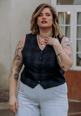 Free PDF Pattern Pompom Suit Vest / PDF (A4, A3, A0, US Letter) - Frames, Layers by Size, Video Projection