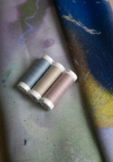 Tissu crêpe de viscose imprimée Graffiti - 2 coloris