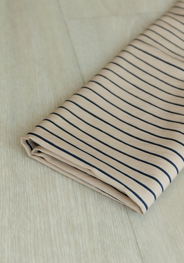 COUPONS - Tissu voile poly viscose à rayures Horizon - Beige et Encre