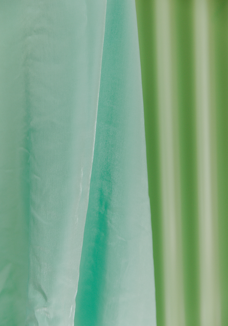 Tissu sergé lyocell lamé - 4 coloris
