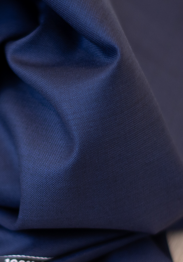 Tissu lainage tailleur fil à fil 100% laine Bleu Marine - par 10 cm