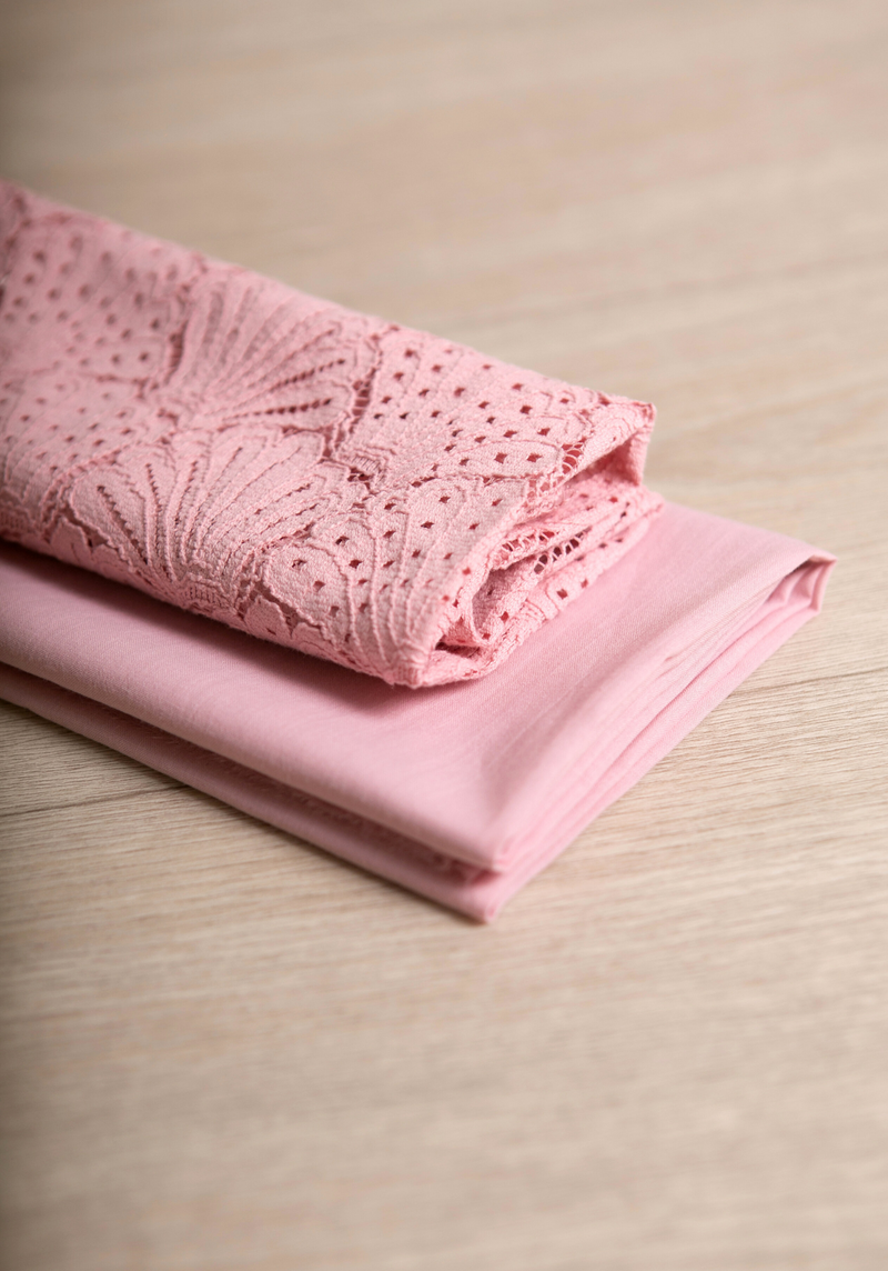 Tissu voile de coton Rose Romance - par 10 cm