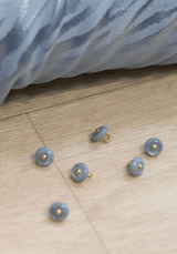 Bouton à coudre en nacre Wink Glossy 10 mm - Plusieurs couleurs - Maison Fauve