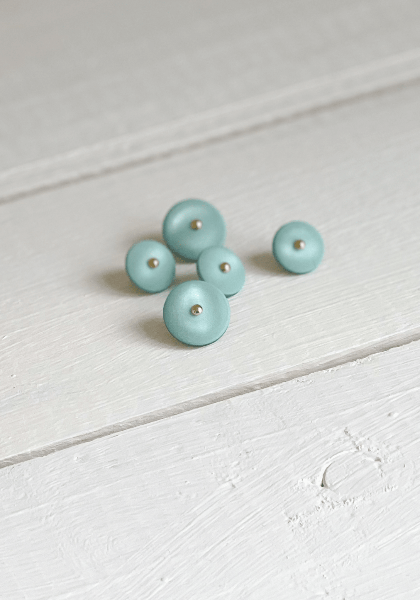 Bouton à queue en nacre Wink Mat - 12 ou 15 mm - Plusieurs coloris - Maison Fauve