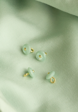 Wink Almond Green Shank Button 10mm