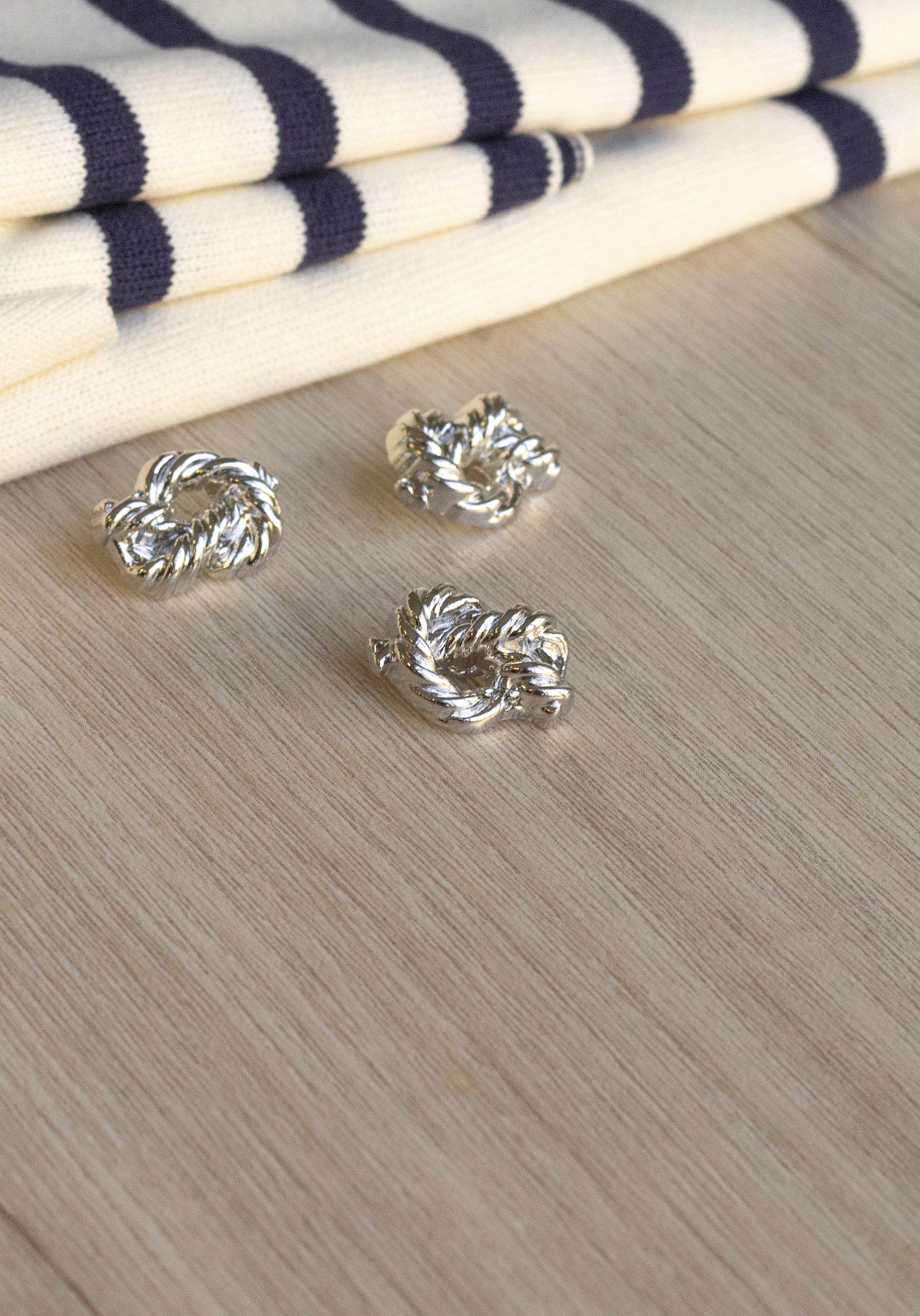 Silver marine anchor decorative button