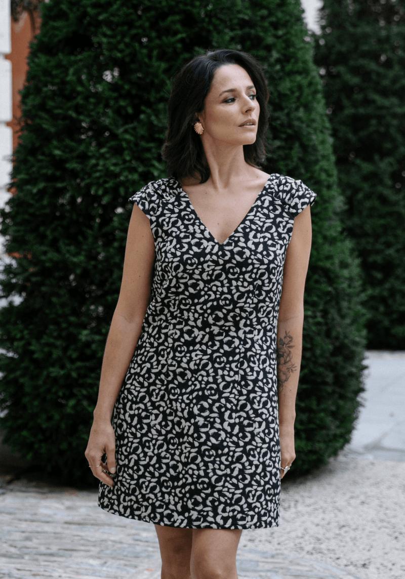 Pétula dress sewing pattern - Clutch pattern – Maison Fauve
