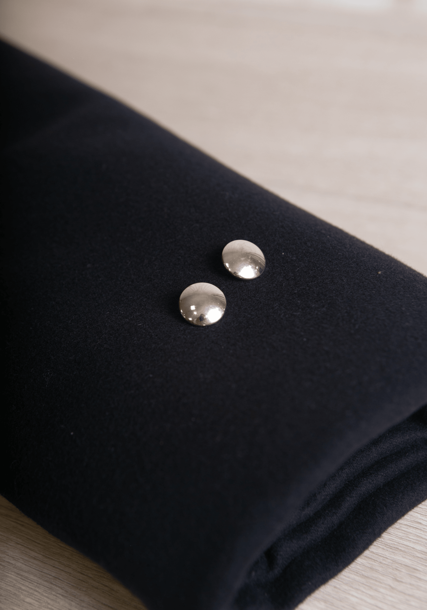 Tissu Flanelle de Laine Séparable – 100% Laine - Caviar - Maison Fauve