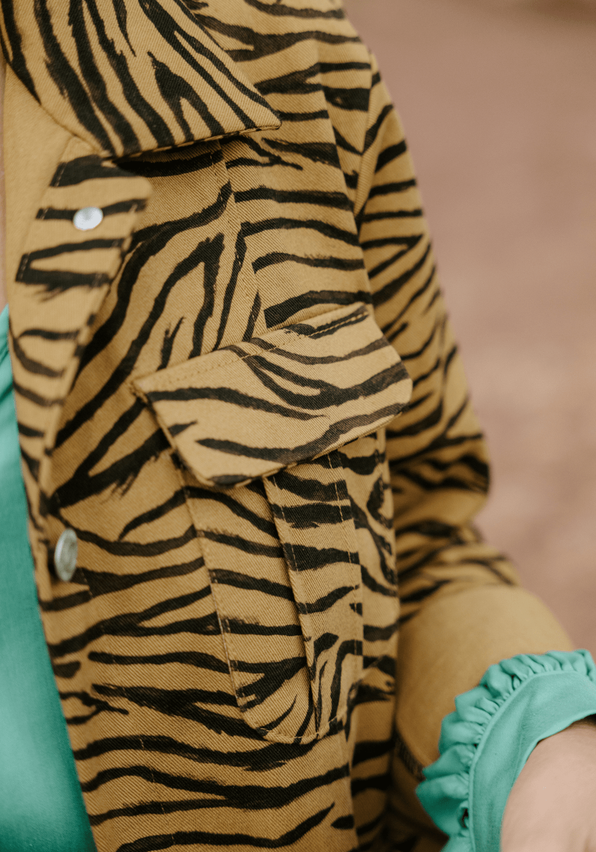 Tissu gabardine de coton imprimée Savage - Maison Fauve