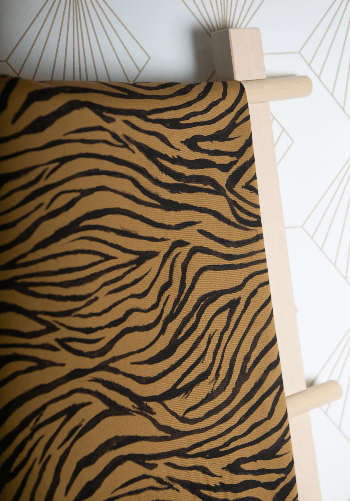 Tissu gabardine de coton imprimée Savage - Maison Fauve