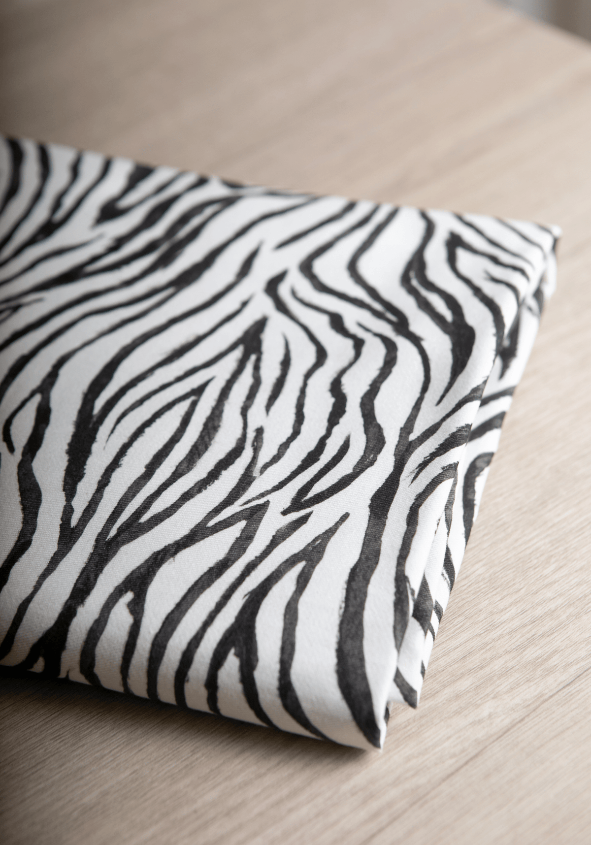 Tissu gabardine de coton imprimée Savage - Maison Fauve