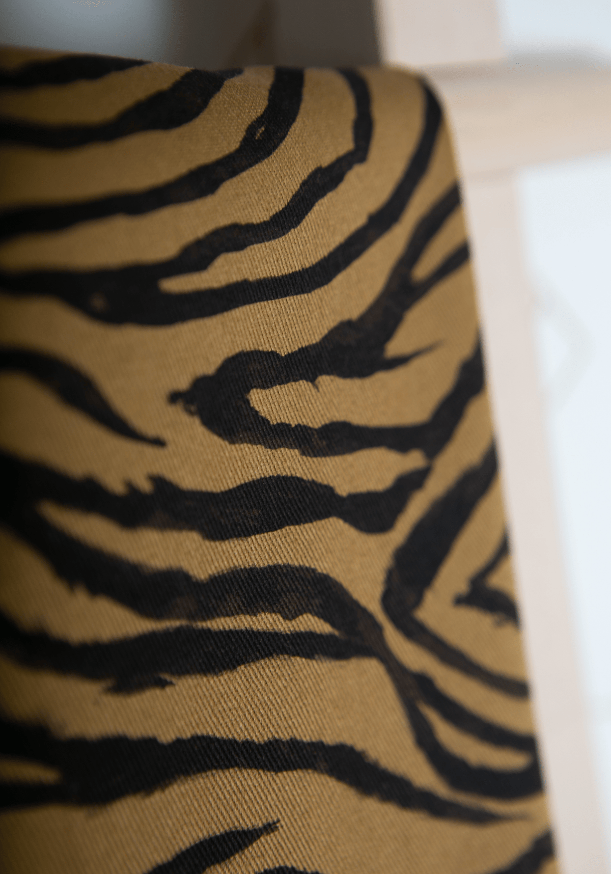 Tissu gabardine de coton imprimée Savage - Maison Fauve
