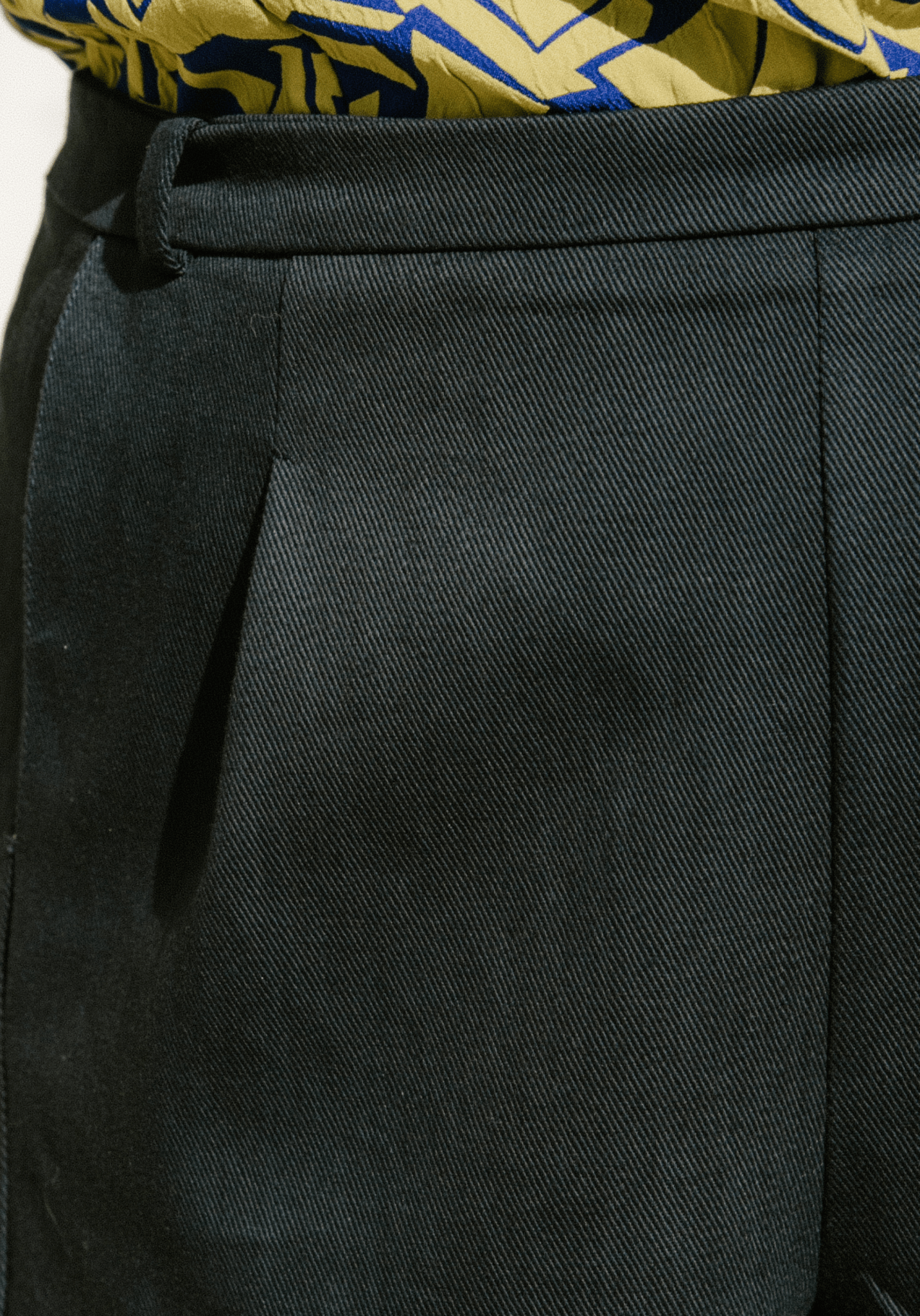 Tissu gabardine de coton uni – Plusieurs coloris - Maison Fauve