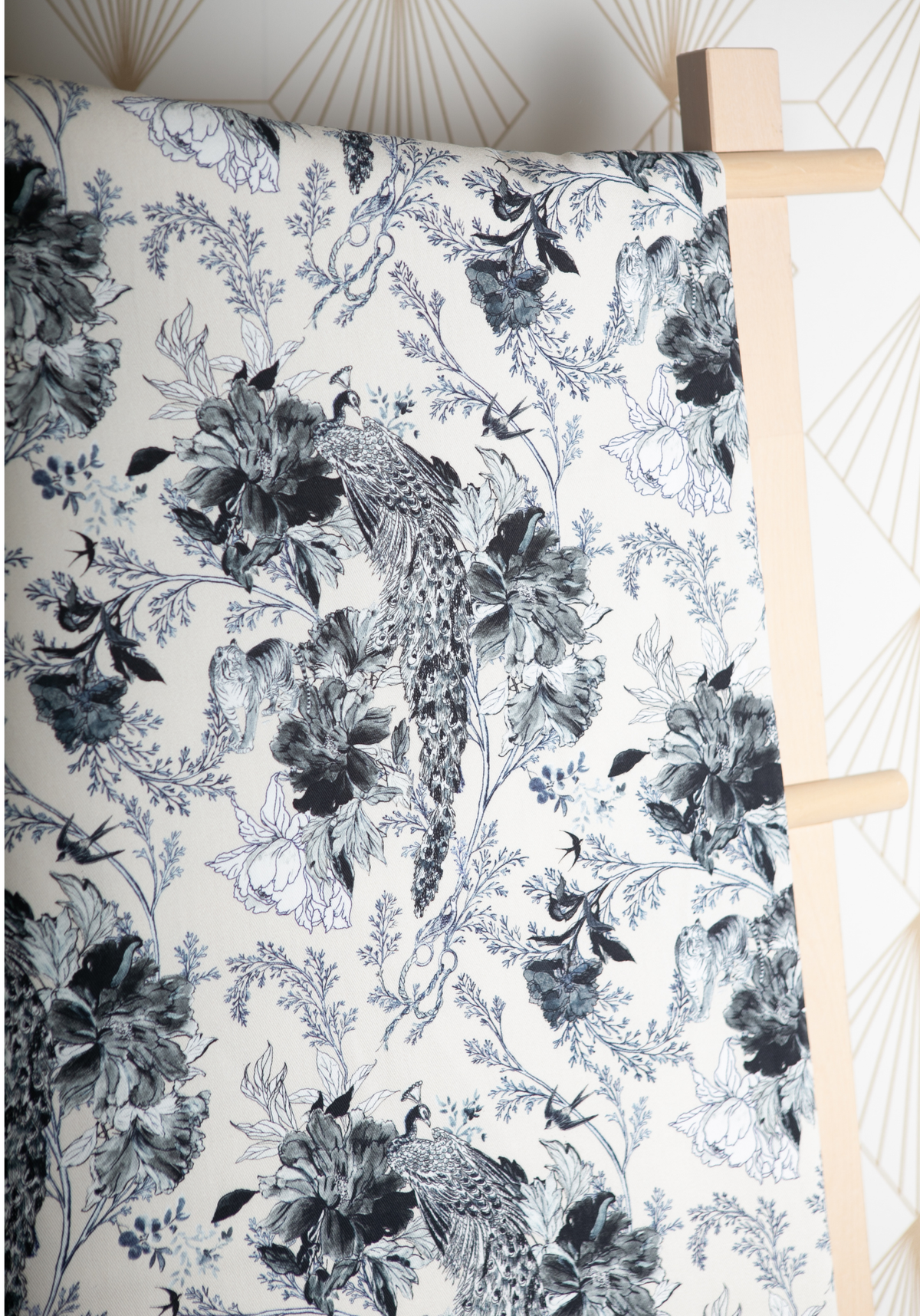 Manifesto printed cotton gabardine fabric - Several colours