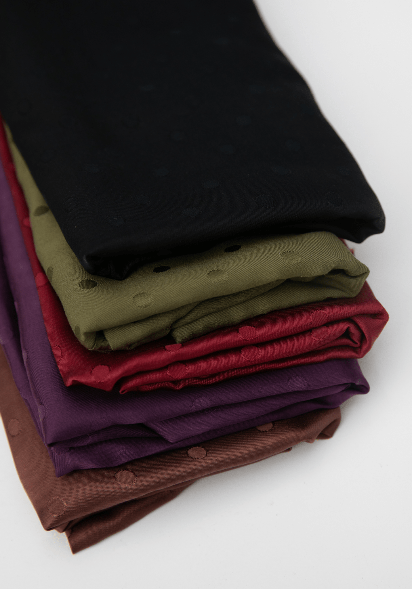Tissu jacquard pois Lucente - Pour vêtements et doublures élégantes - Plusieurs couleurs - Maison Fauve