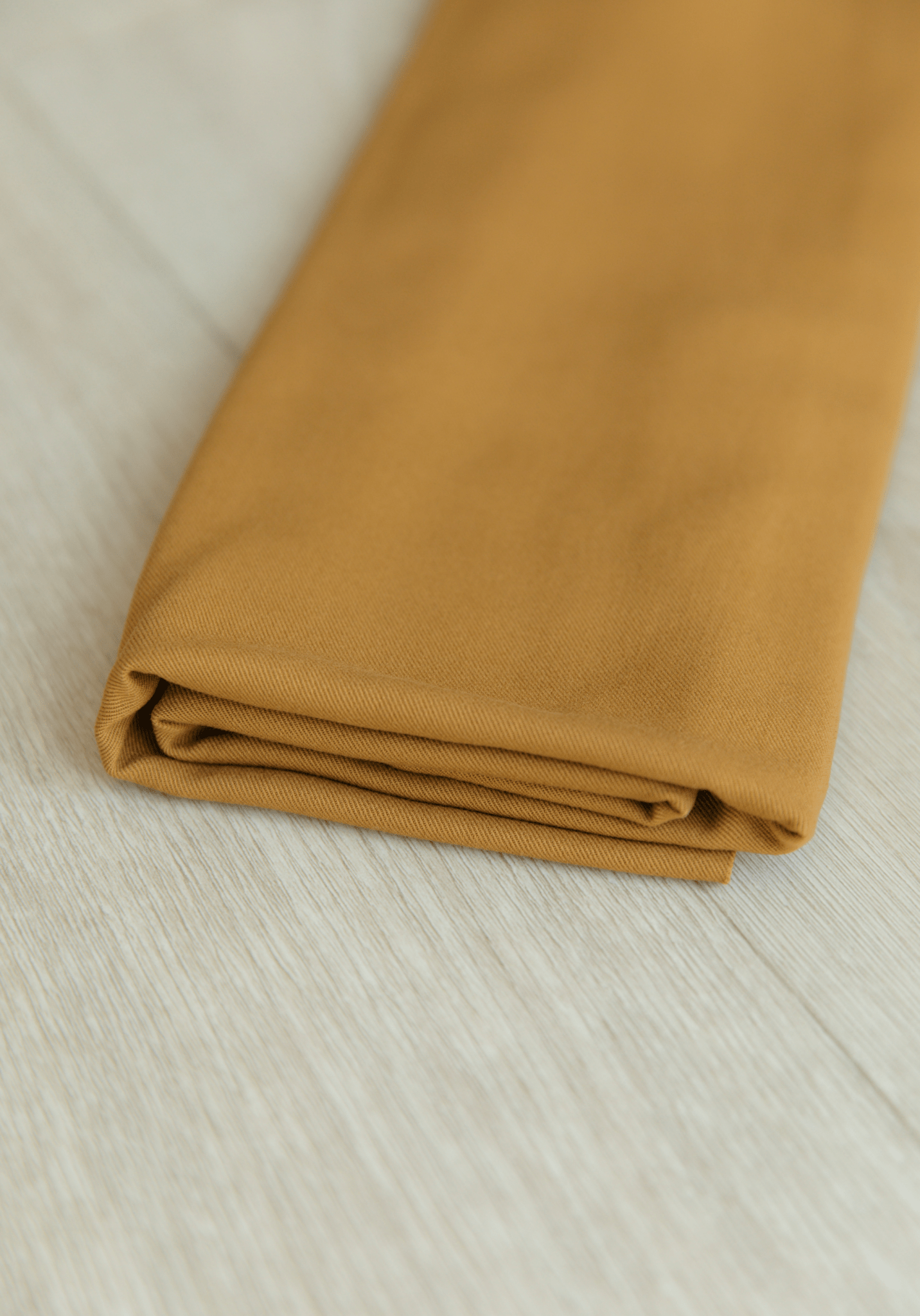 Tissu sergé de viscose uni - Plusieurs coloris - Maison Fauve