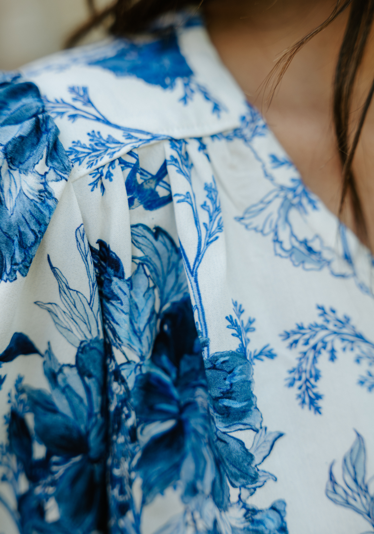 Manifesto printed viscose poplin fabric - Several colors