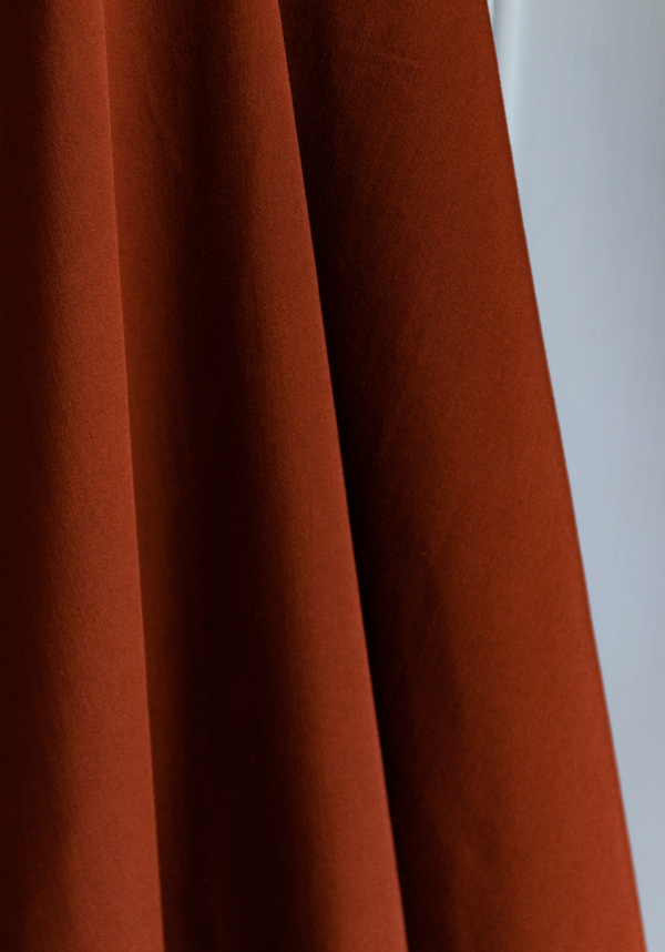 Tissu satin de coton Acajou