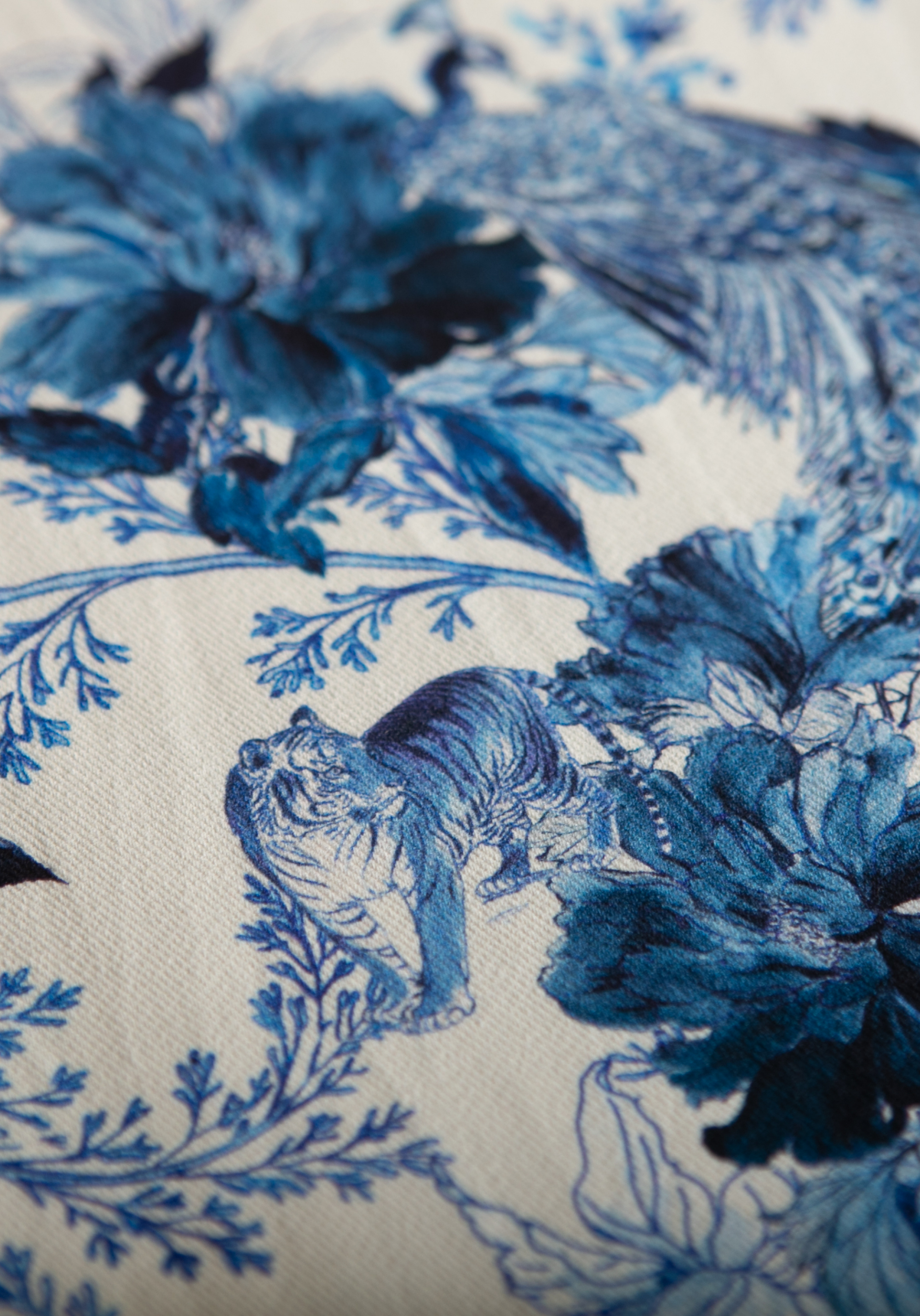 Manifesto printed cotton gabardine fabric - Several colours