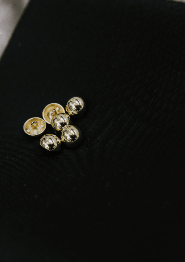 Bouton bijoux or clair - Maison Fauve