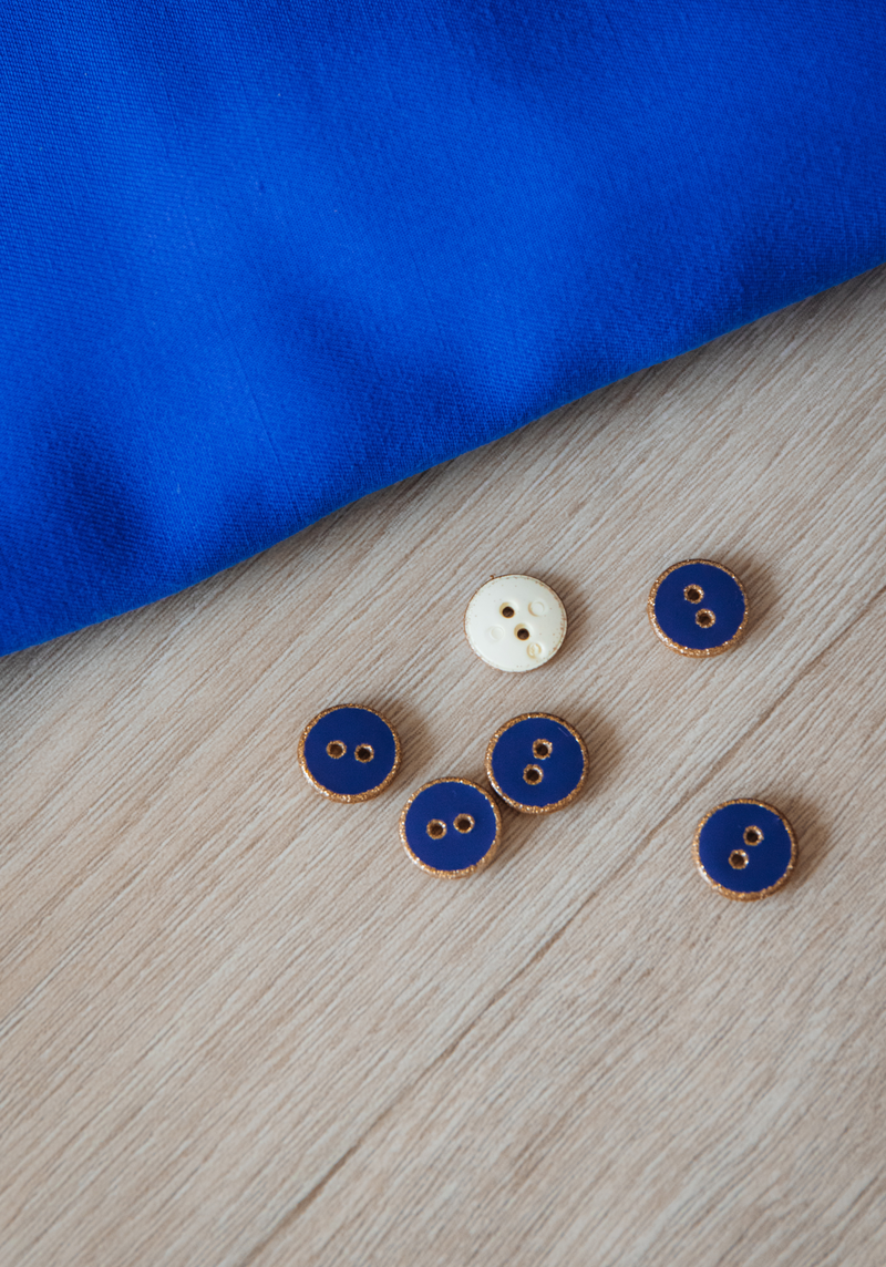 Bouton Bleu Cobalt à paillettes dorées 12 mm
