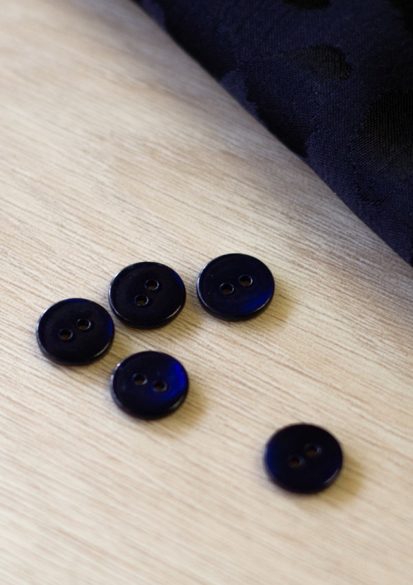Mother-of-pearl button Ink 11 mm