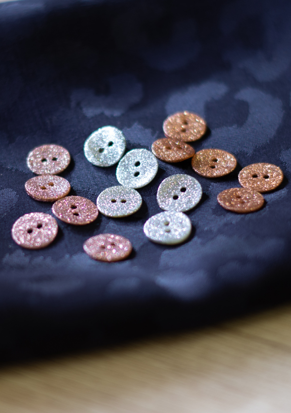 Bouton or rose à paillettes 12 mm
