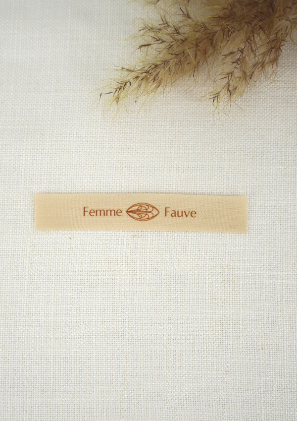 Étiquettes à coudre Femme Fauve - Le lot de 6 étiquettes