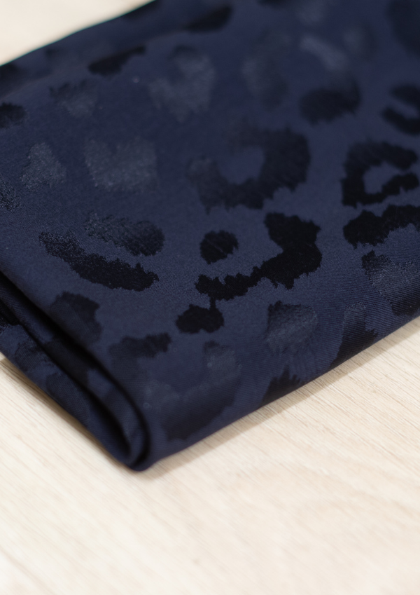 Tissu jacquard de viscose Léo Encre
